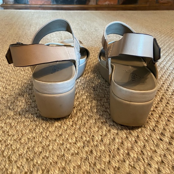 Naked Feet wedges - Picture 9 of 11